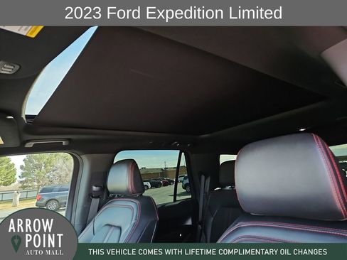 Used 2023 Ford Expedition Limited image 22