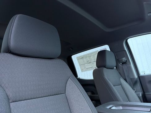 New 2026 Chevrolet Silverado 1500 Custom Trail Boss w/ LPO, Dark Essentials Package AWD/4WD image 13