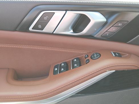 Certified 2025 BMW X5 sDrive40i w/ Executive Package image 41