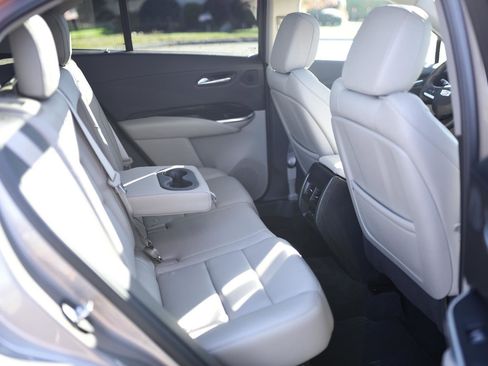 Used 2022 Cadillac XT4 Premium Luxury w/ Enhanced Visibility Package image 39