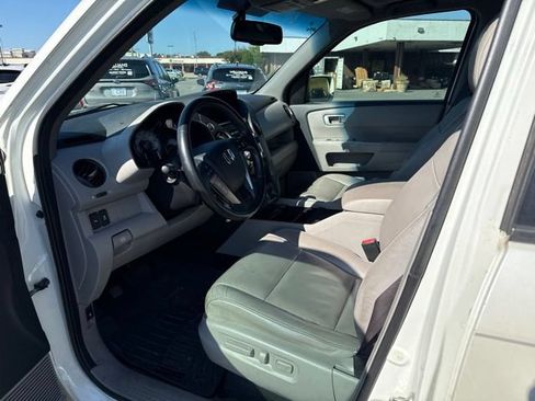 Used 2015 Honda Pilot Touring image 11