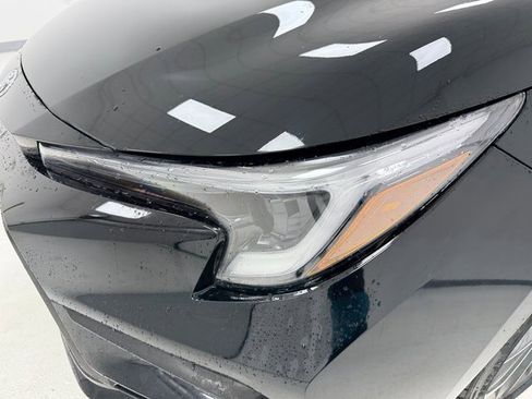 Used 2024 Toyota Corolla SE image 6