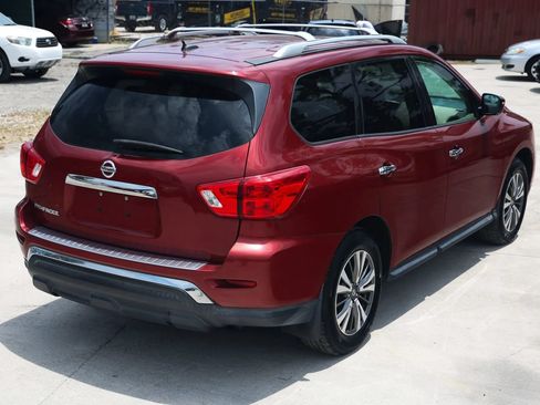 Used 2017 Nissan Pathfinder S FWD image 7