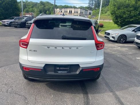 Used 2023 Volvo XC40 Recharge Ultimate w/ Protection Package Premier AWD/4WD image 14