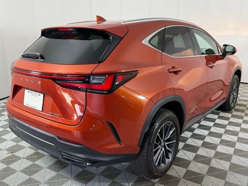 Certified 2022 Lexus NX 250 FWD w/ Premium Package image 8