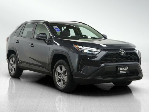 Used 2025 Toyota RAV4 XLE image 7