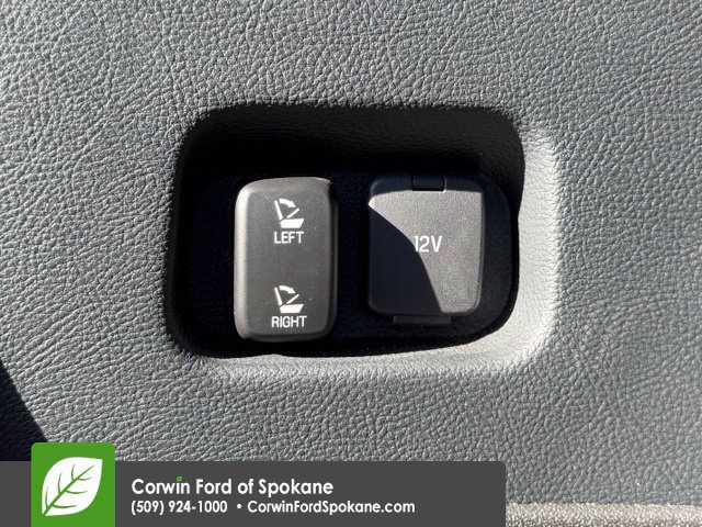 Used 2020 Ford Edge ST w/ Cold Weather Package AWD/4WD image 21