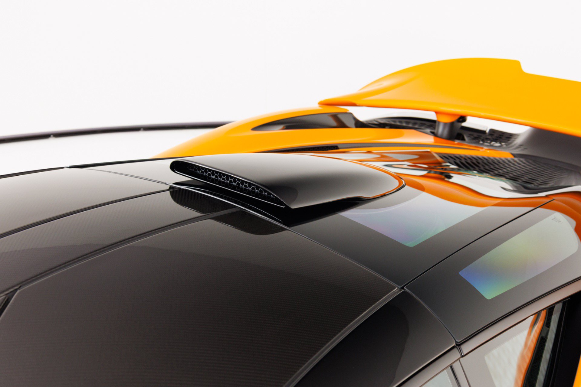 Used 2021 McLaren 765LT RWD image 72