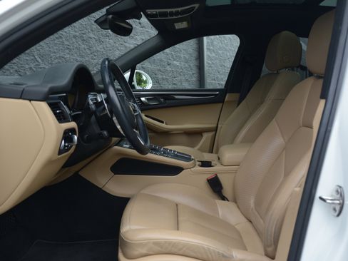 Used 2018 Porsche Macan S AWD/4WD image 15