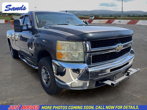 Used 2008 Chevrolet Silverado 2500 LT w/ 1LT Convenience Package AWD/4WD image 1