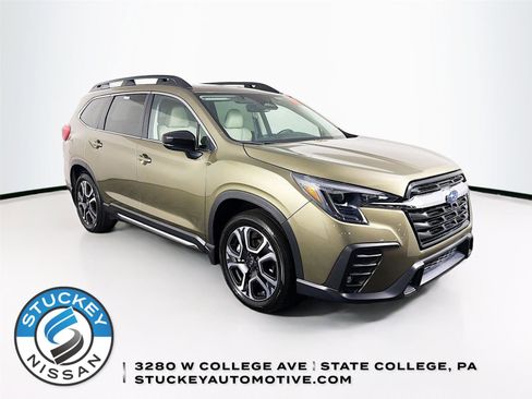 Used 2025 Subaru Ascent Limited image 1