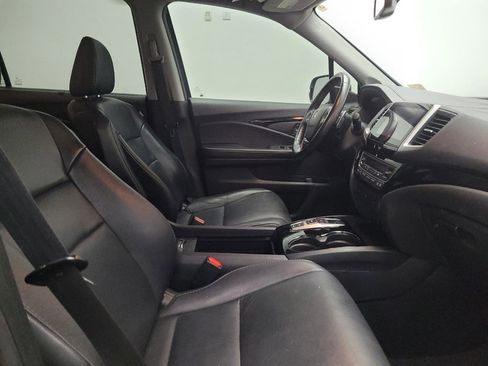 Used 2018 Honda Pilot Touring image 21