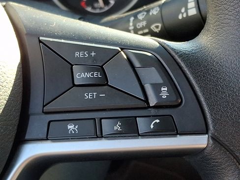 Used 2023 Nissan Sentra SV image 23