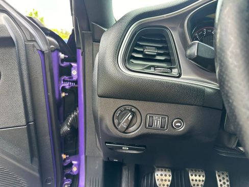 Used 2019 Dodge Challenger R/T w/ Blacktop Package RWD image 19