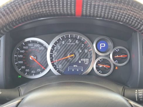 Used 2016 Nissan GT-R Premium AWD/4WD image 13
