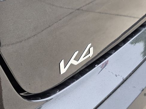 New 2026 Kia K4 FWD image 8