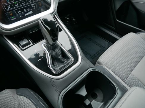 Used 2024 Subaru Outback Premium image 24