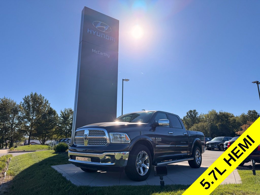 Used 2017 RAM 1500 Laramie AWD/4WD image 1