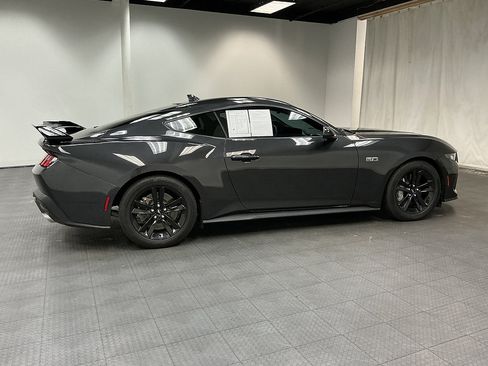 Used 2024 Ford Mustang GT RWD image 6