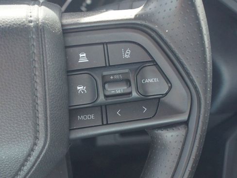 Used 2025 Toyota Tundra SR w/ SR Tow Package AWD/4WD image 9