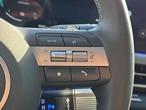 Used 2025 Hyundai Sonata Limited image 19