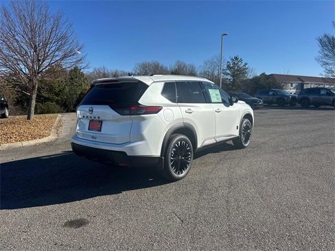 New 2026 Nissan Rogue SV image 4