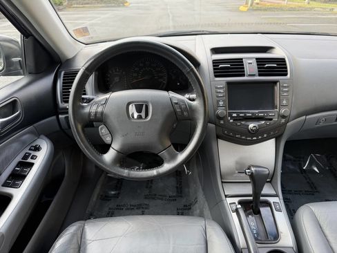 Used 2004 Honda Accord EX image 17