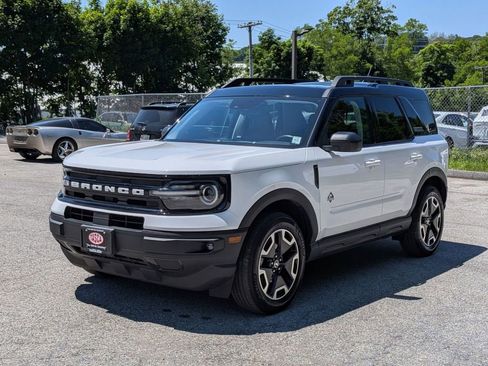 Used 2023 Ford Bronco Sport Outer Banks w/ Tech Package AWD/4WD image 11