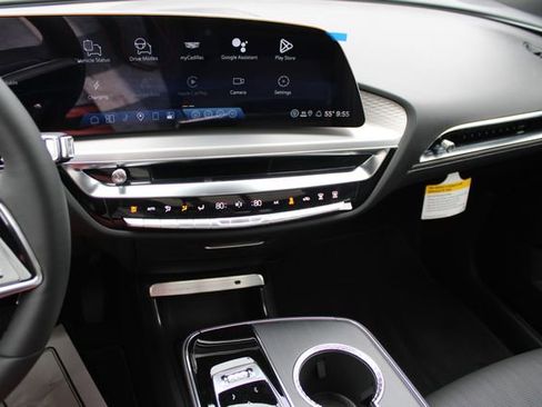 New 2026 Cadillac Lyriq Sport AWD/4WD image 14