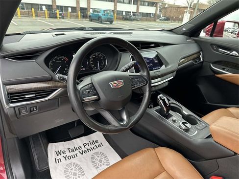 Used 2020 Cadillac XT4 Premium Luxury image 19