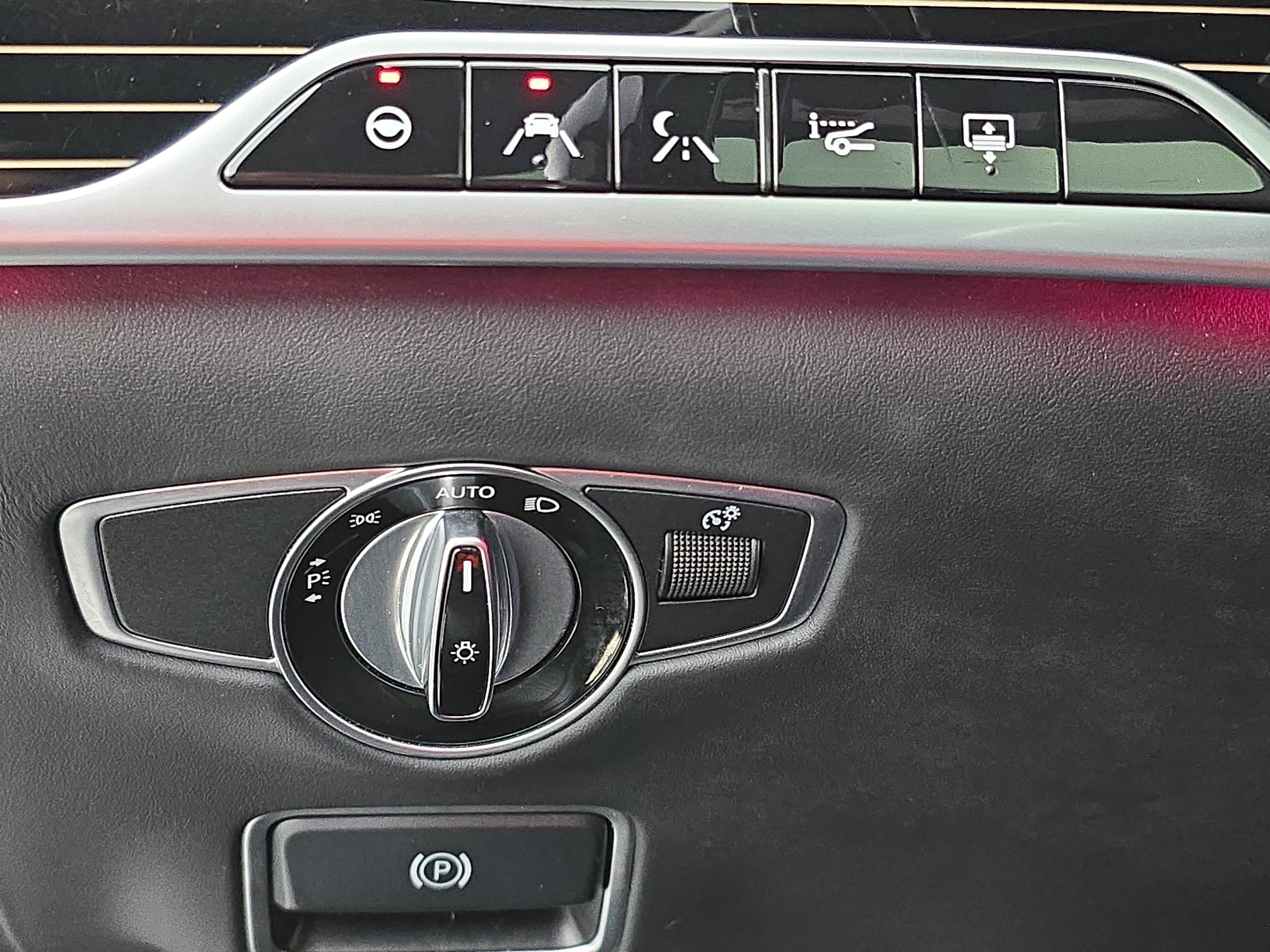 Used 2020 Mercedes-Benz S 560 Sedan image 28