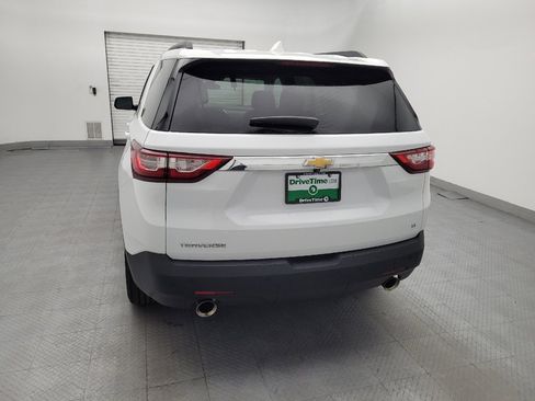 Used 2020 Chevrolet Traverse LT FWD image 6