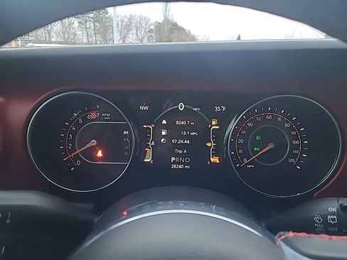 Used 2023 Jeep Wrangler Unlimited Rubicon w/ LED Lighting Group image 18