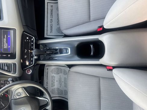 Used 2016 Honda HR-V EX image 15