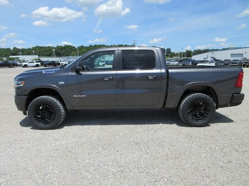 New 2026 RAM 1500 Big Horn AWD/4WD image 8