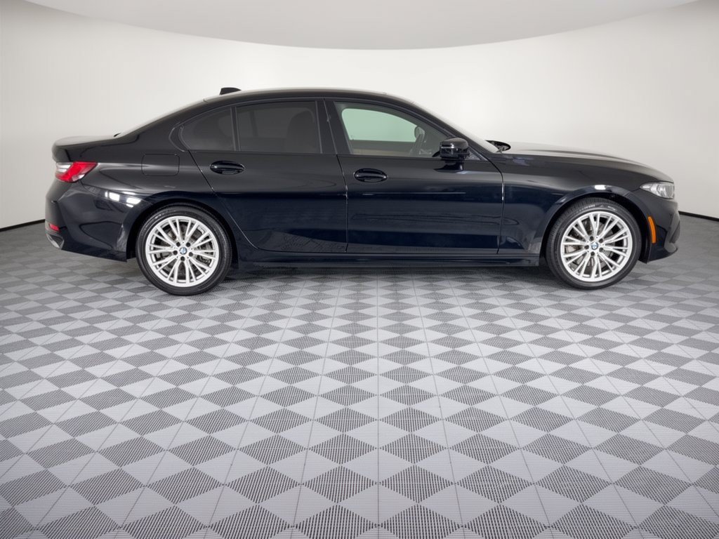 Used 2023 BMW 330i Sedan w/ Driving Assistance Package RWD image 8