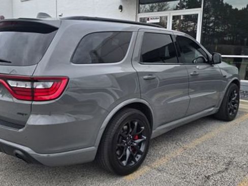 Used 2022 Dodge Durango SRT w/ Technology Group AWD/4WD image 2