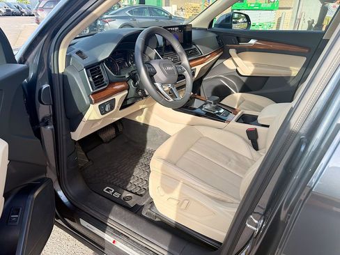 Used 2023 Audi Q5 2.0T Premium w/ Convenience Package AWD/4WD image 25
