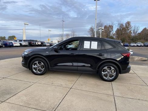 Used 2025 Ford Escape ST-Line image 6