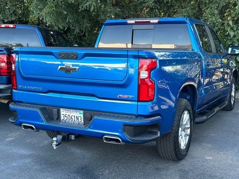 Used 2022 Chevrolet Silverado 1500 RST w/ Convenience Package II AWD/4WD image 4