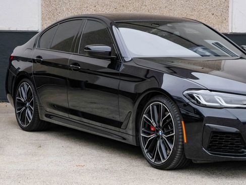 Used 2023 BMW M550i xDrive w/ Executive Package AWD/4WD image 9