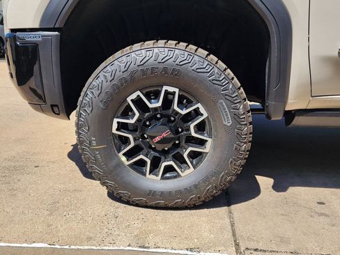 New 2026 GMC Sierra 2500 AT4X AWD/4WD image 61