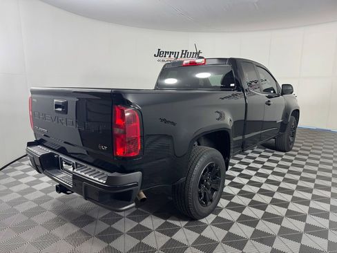 Used 2022 Chevrolet Colorado LT w/ Fleet Safety Package RWD image 7