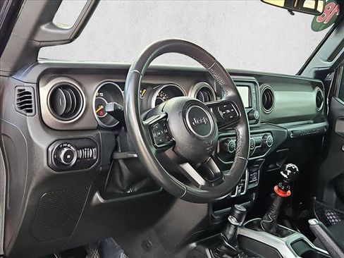 Used 2018 Jeep Wrangler Unlimited Sport S AWD/4WD image 10