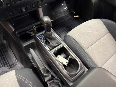 Used 2023 Toyota Tacoma TRD Sport image 41