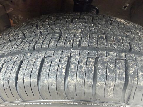 Used 2007 Honda CR-V LX image 32