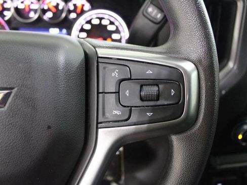 Used 2022 Chevrolet Silverado 2500 Custom w/ Custom Value Package image 34