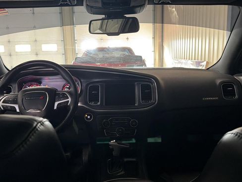 Used 2015 Dodge Charger R/T w/ Plus Group image 18