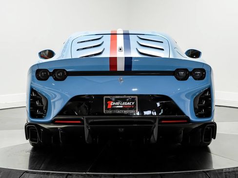 Used 2023 Ferrari 812 Competizione RWD image 10