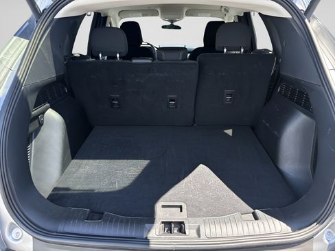 Used 2024 Ford Escape Active w/ Tech Pack #1 AWD/4WD image 10